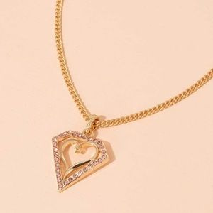 💎 Lovely Rhinestone Studded Heart Inside Diamond Shape Necklace 💜